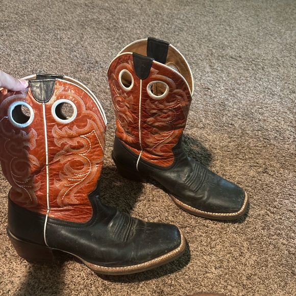 Ariat Men's Black and Brown Western Boots - Picture 1 of 4